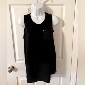 Black no sleeve blouse with front pocket - gold accent